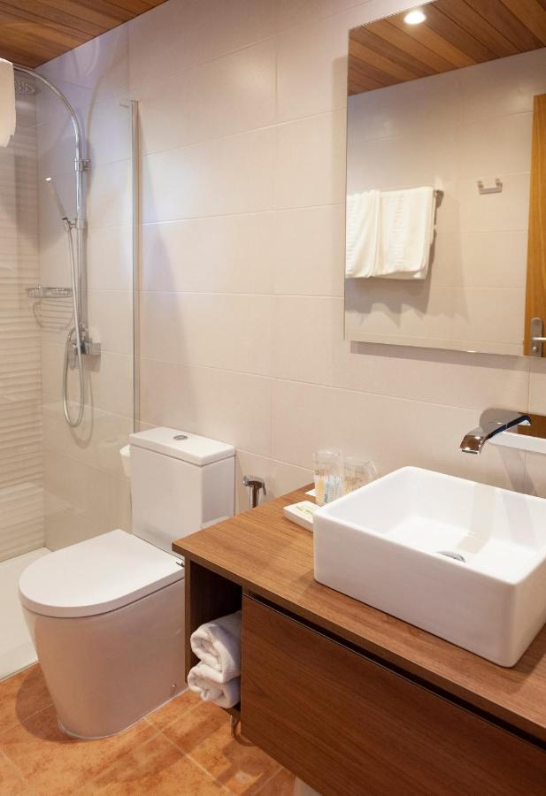 אס פוחולס Hotel Roca Plana מראה חיצוני תמונה