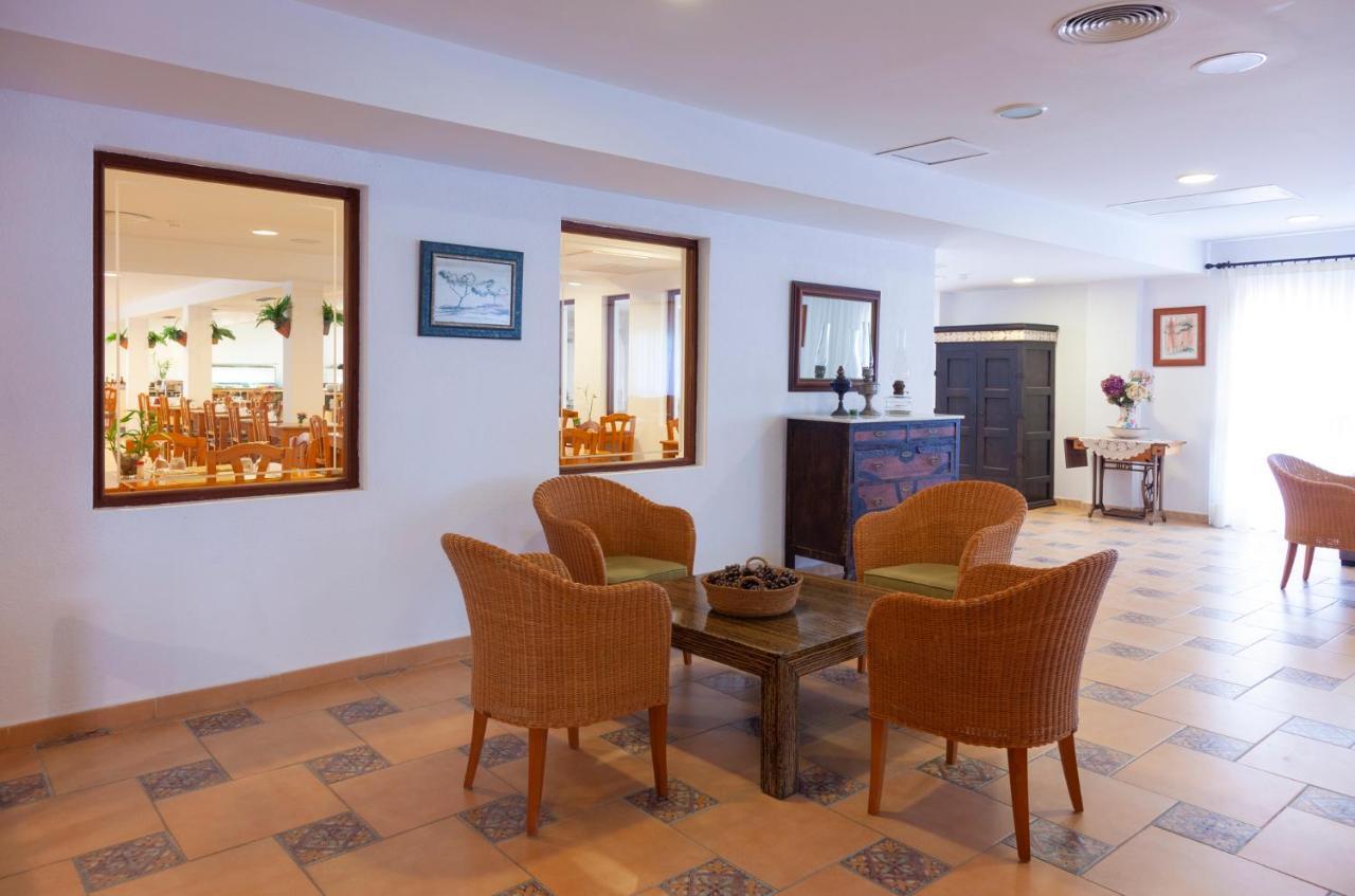 אס פוחולס Hotel Roca Plana מראה חיצוני תמונה