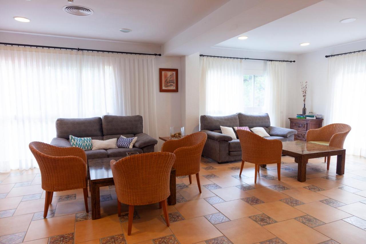 אס פוחולס Hotel Roca Plana מראה חיצוני תמונה