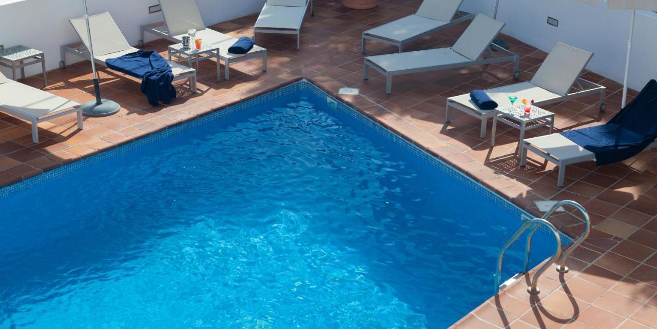 אס פוחולס Hotel Roca Plana מראה חיצוני תמונה