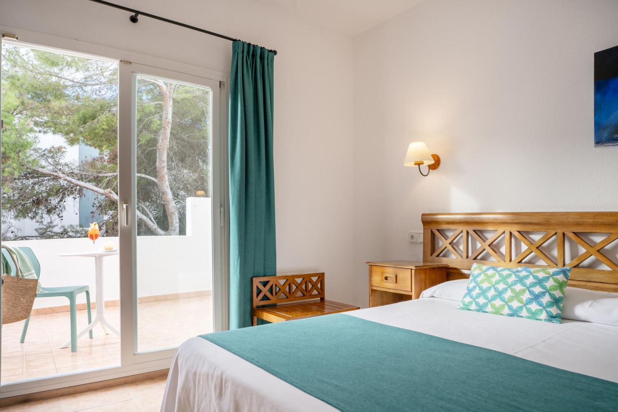 אס פוחולס Hotel Roca Plana מראה חיצוני תמונה